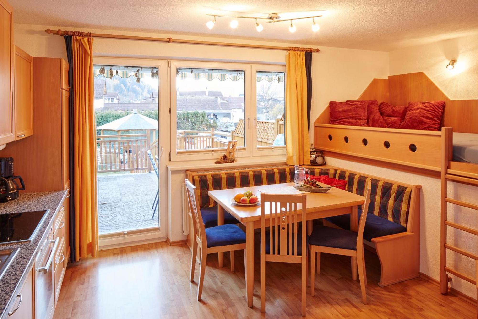Das Edelweiss - Apartment Kuprian Ried im Oberinntal Exterior foto
